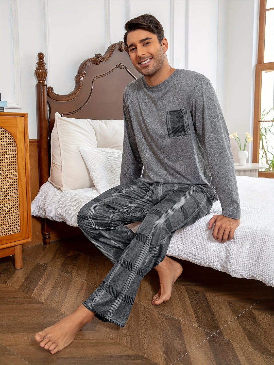 Wade™ | Men's Lounge Set with Crew Neck Top and Plaid Pants
