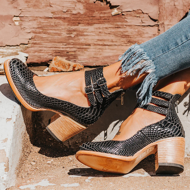 Antiqua™ | Vintage Classic Heels