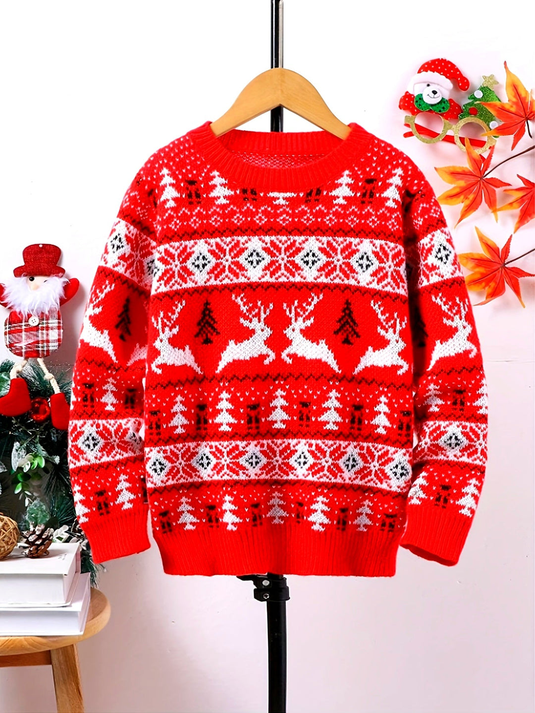 Nicholas™ | Men's Nordic Christmas Sweater with Reindeer Pattern