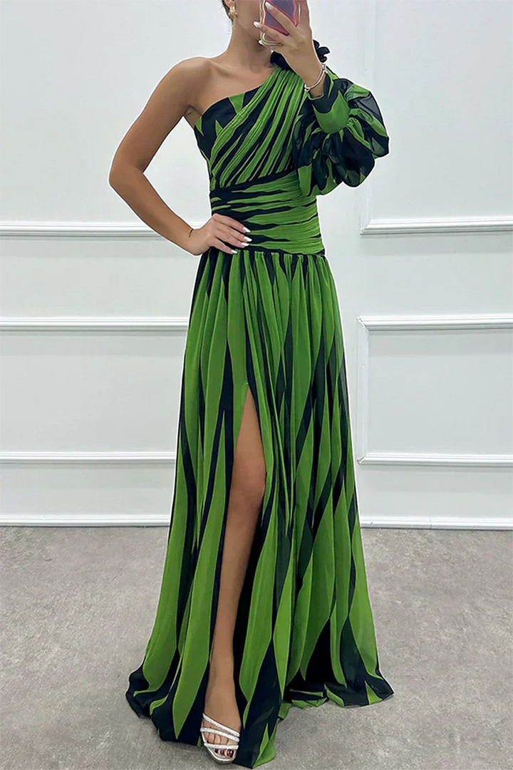 Shiloh - Elegant Striped One-Shoulder Maxi Dress