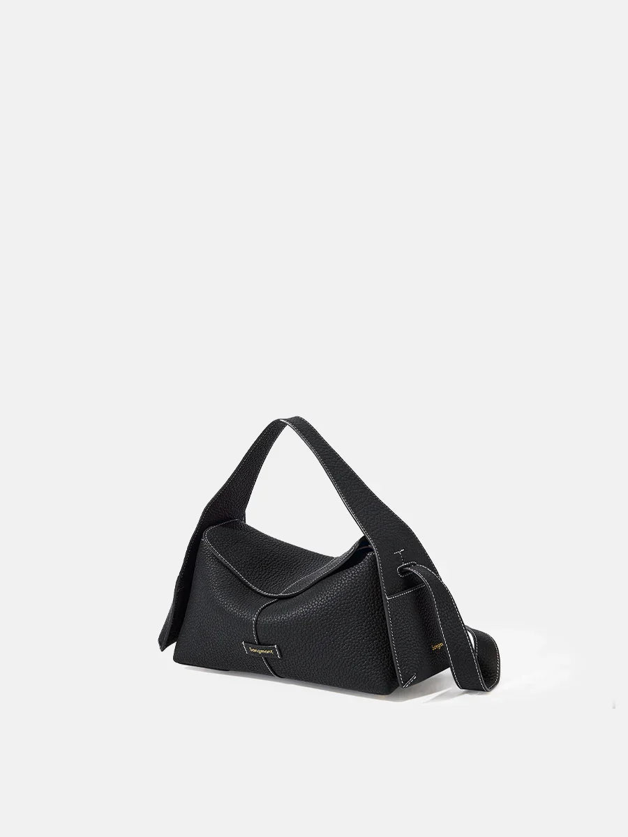 Roxane™ | Curved Leather Shoulder Bag – Onyx