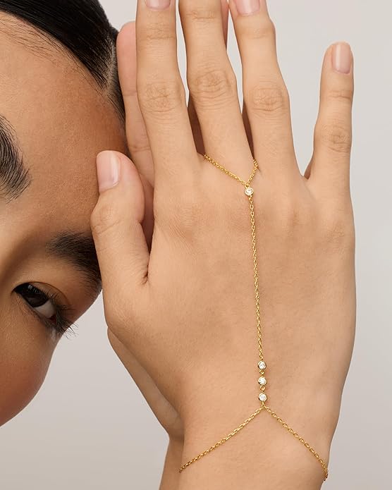 Wrist bracelet with beads | Gold