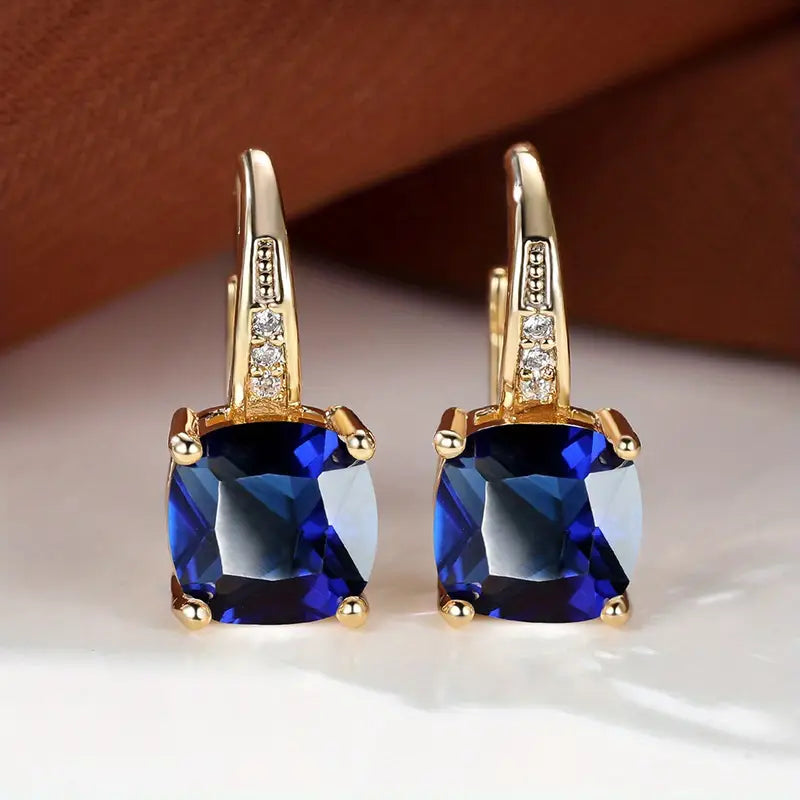 Hoop earrings with Mystic Stone | Gold
