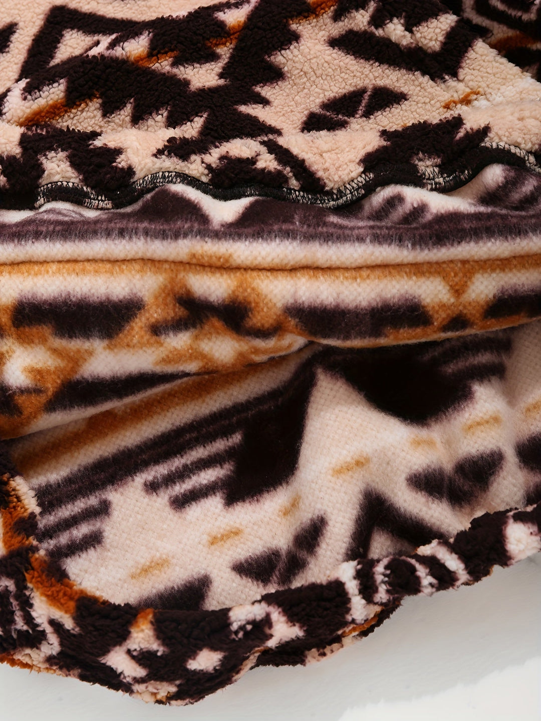 Ashton™ | Men's Geometric Pattern Plush Hoodie with Kangaroo Pocket