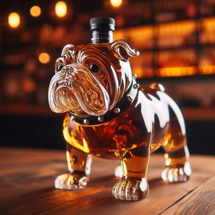 Bulldog Whisky Decanter in Sculpted Glass