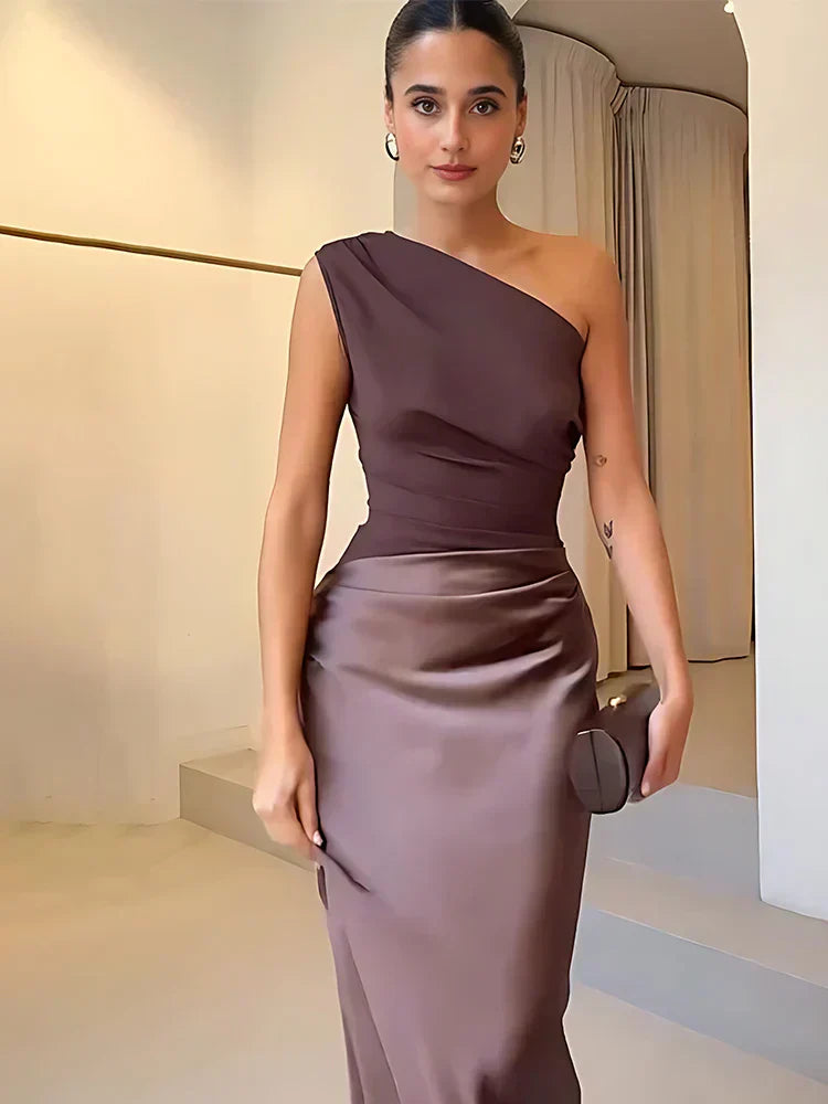 Maxi Dress with Guilt in Satin