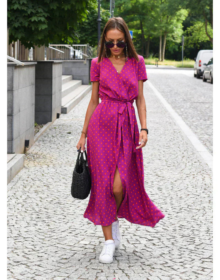 Julia™ | Elegant Dress with V-Neck & Shaping Cut