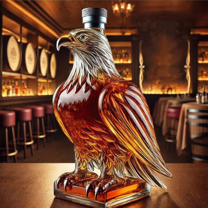 Perched Eagle Whisky Decanter in Sculpted Glass