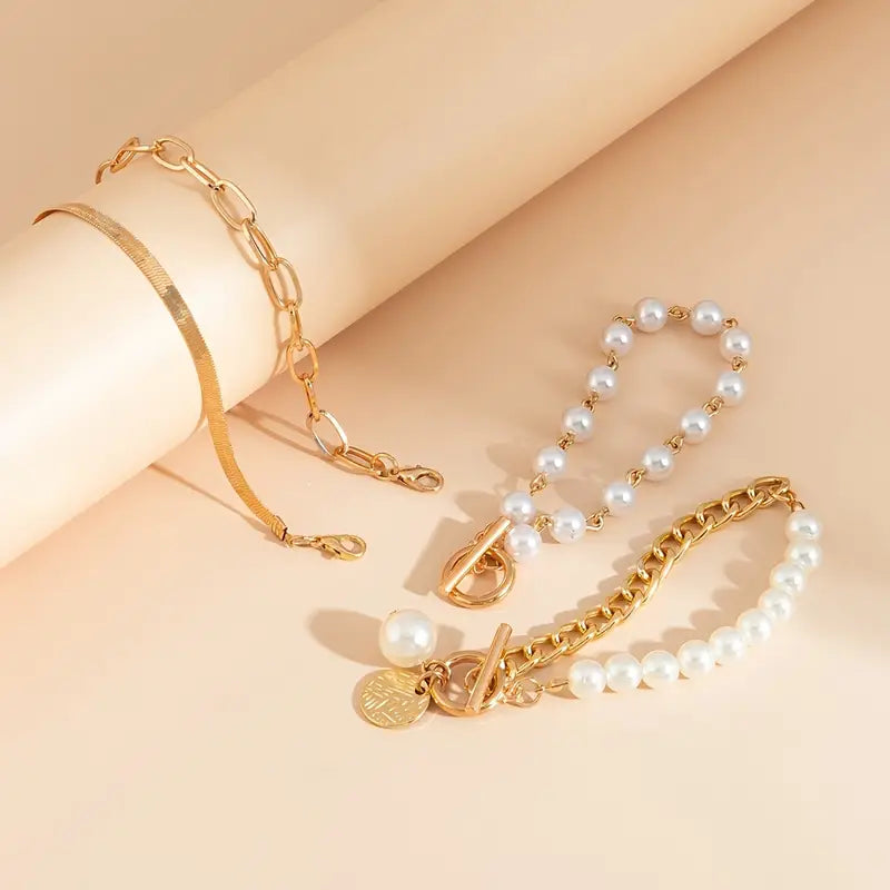 Elegant 4-piece gold bracelet set
