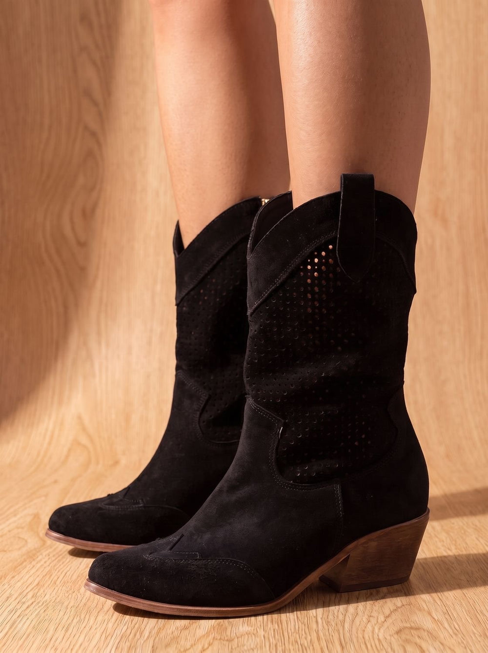 Laurence™ | Women's Western Cowboy Boots with Perforated Shaft