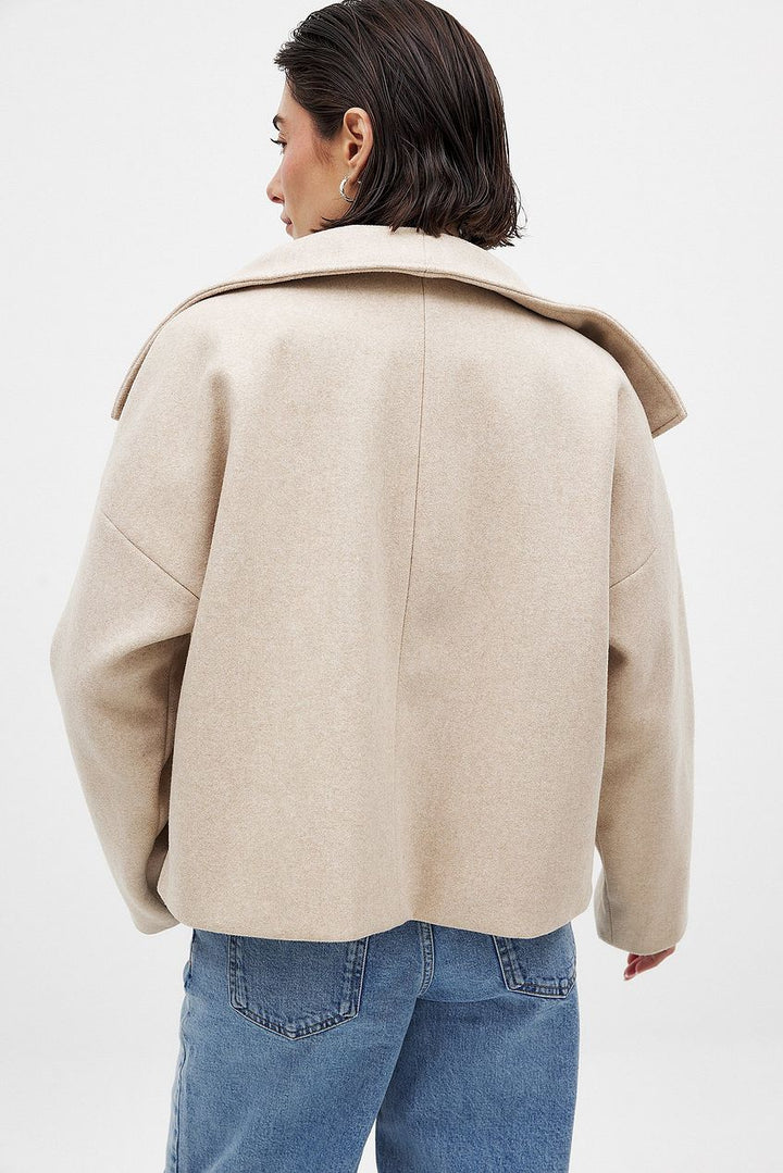 Hermine™ | Women's Short Double-Breasted Coat with Wide Collar