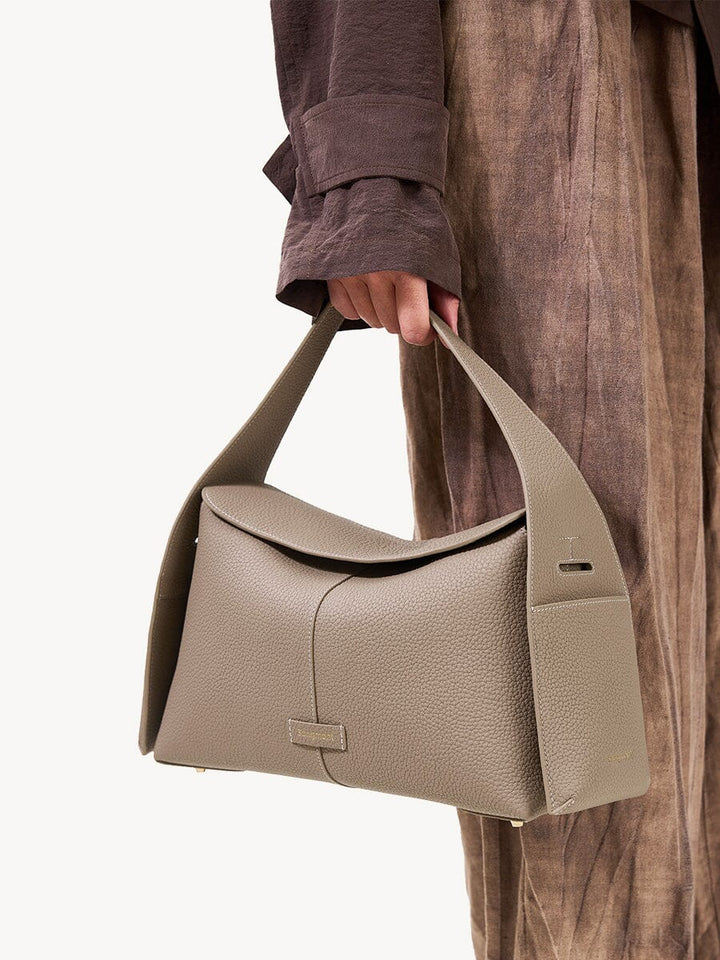 Roxane™ | Curved Leather Shoulder Bag