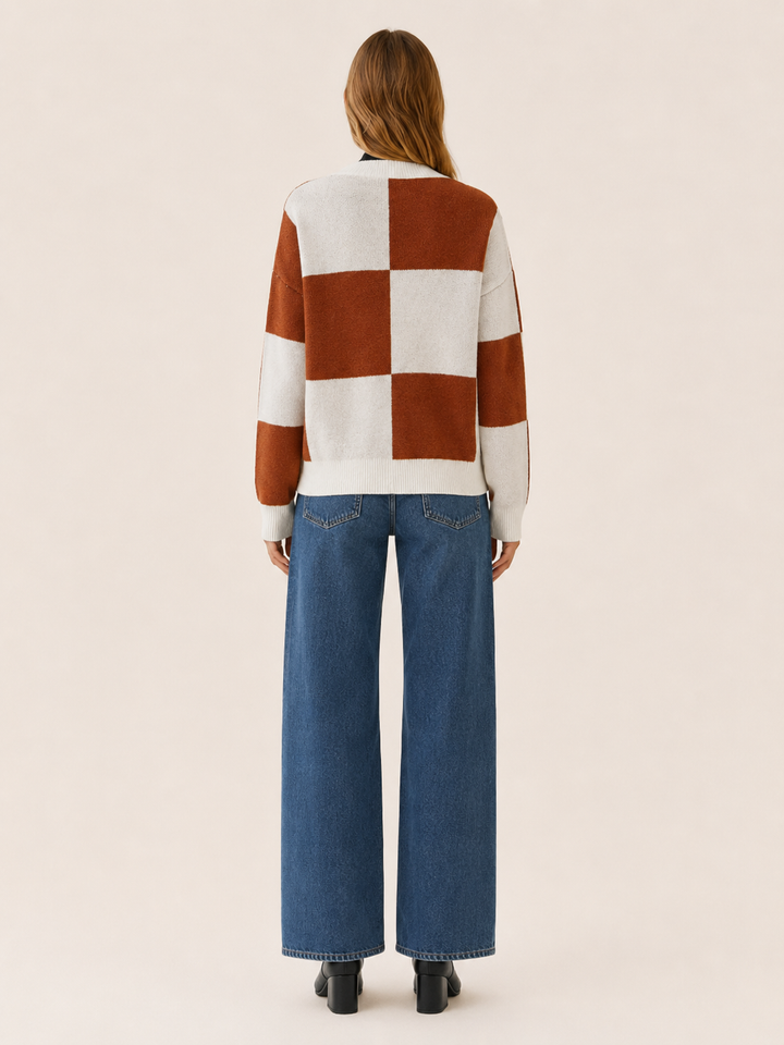 Ilaria™ | Plaid V-Neck Cardigan with Button Front