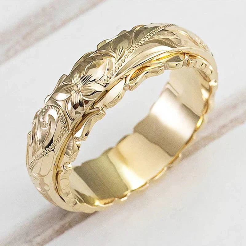 Ring with an Antique Gold Flower | Gold