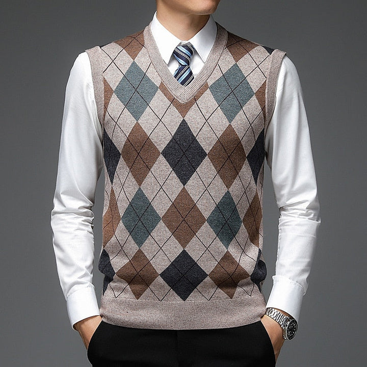 Archibald™ | Men's Argyle V-Neck Sweater Vest