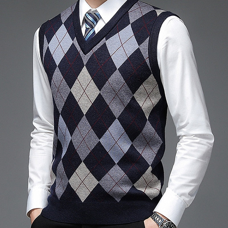 Archibald™ | Men's Argyle V-Neck Sweater Vest