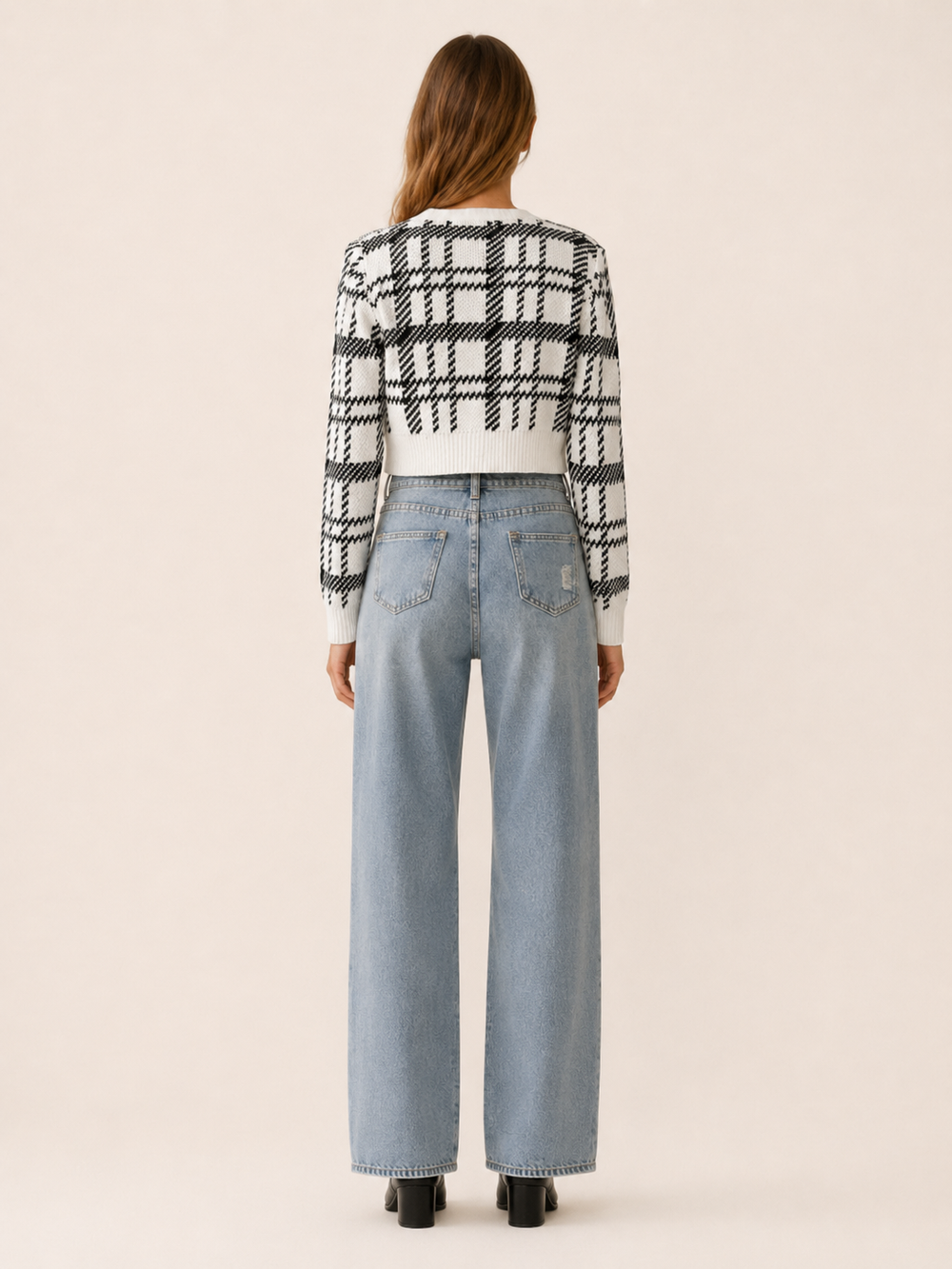 Rovixa™ | Cropped Plaid Cardigan with V-Neck