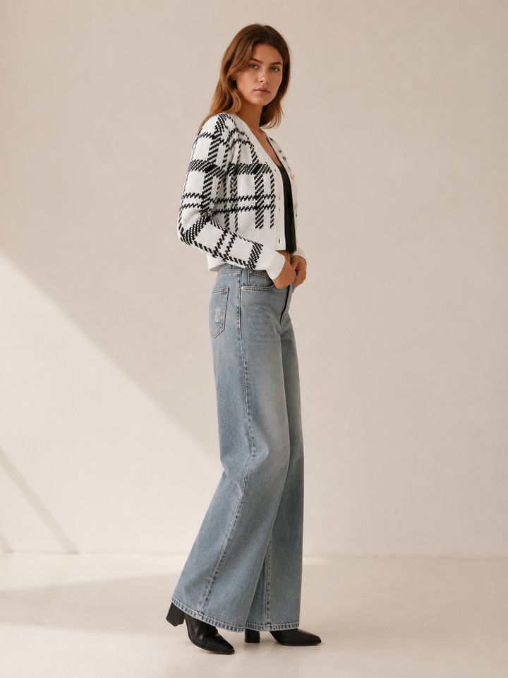 Rovixa™ | Cropped Plaid Cardigan with V-Neck
