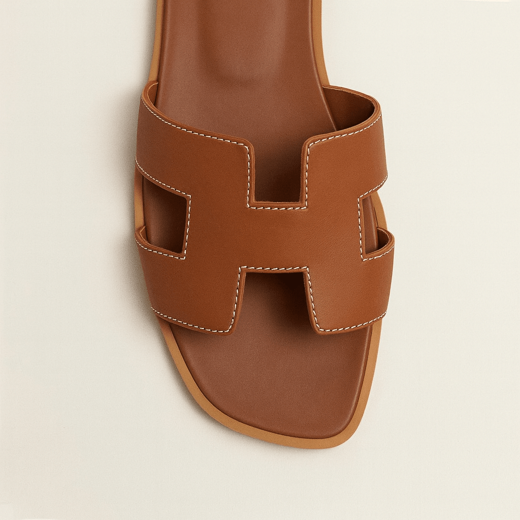 Oria | Cut-Out Leather Slide Sandals