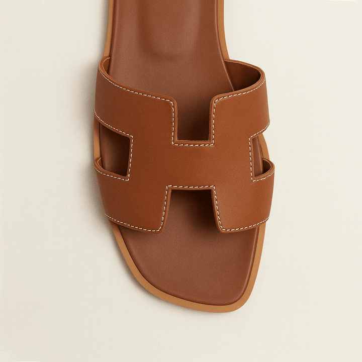Oria | Cut-Out Leather Slide Sandals